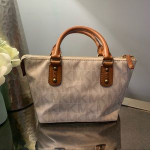 USED Michael Kors Signature Satchel